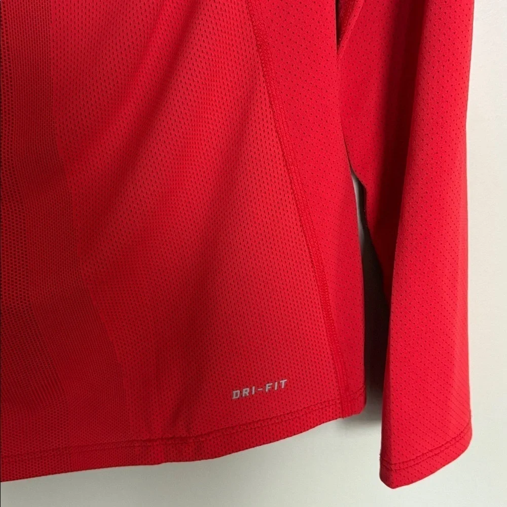 Nike Dri-FIT Women’s Running Long Sleeve Red Mesh Top Size M